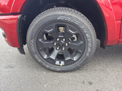 2027 RAM 1500 Big Horn/Lone Star 4D Crew Cab