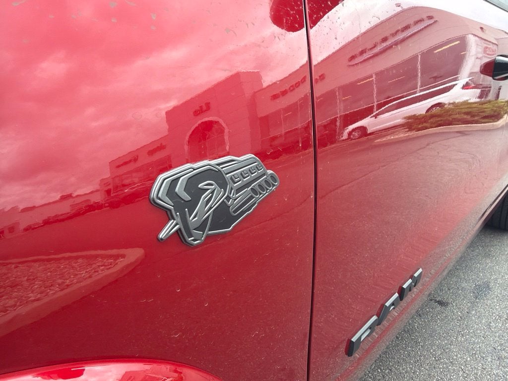 2027 RAM 1500 Big Horn/Lone Star 4D Crew Cab