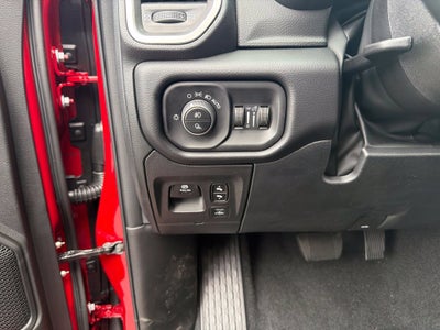 2027 RAM 1500 Big Horn/Lone Star 4D Crew Cab