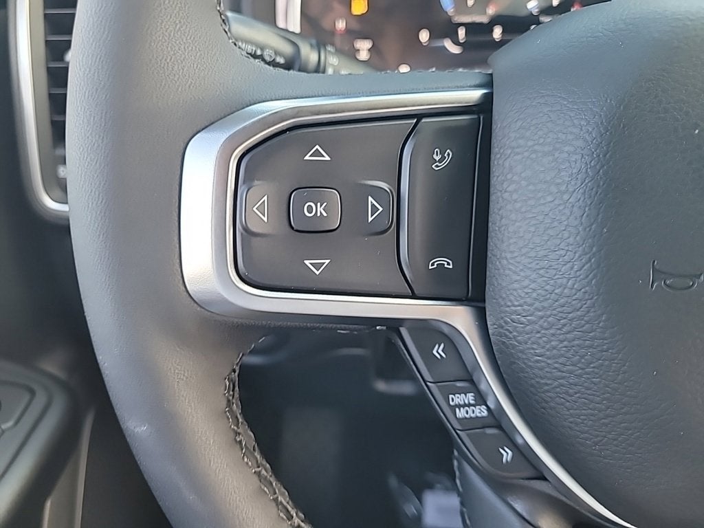 2027 RAM 1500 Big Horn/Lone Star 4D Crew Cab