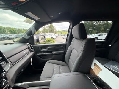 2027 RAM 1500 Big Horn/Lone Star 4D Crew Cab