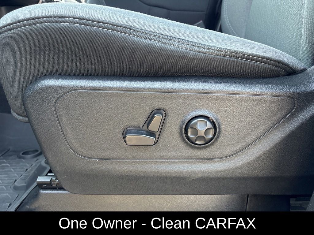 2019 RAM 1500 Big Horn/Lone Star 4D Crew Cab