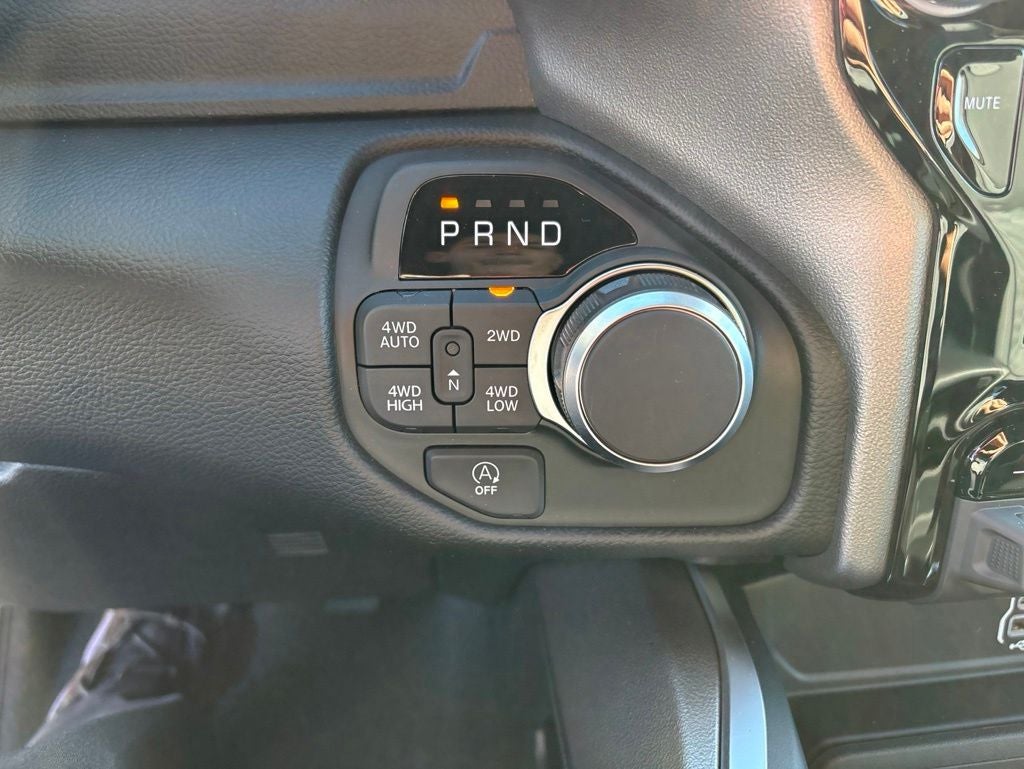 2026 RAM 1500 Big Horn/Lone Star 4D Crew Cab