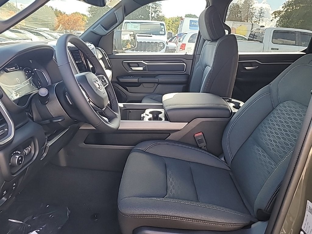 2027 RAM 1500 Big Horn/Lone Star 4D Crew Cab
