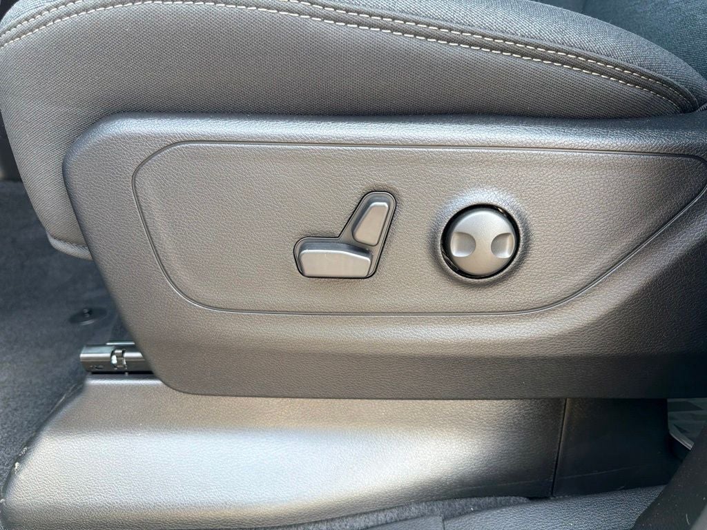 2026 RAM 1500 Big Horn/Lone Star 4D Crew Cab