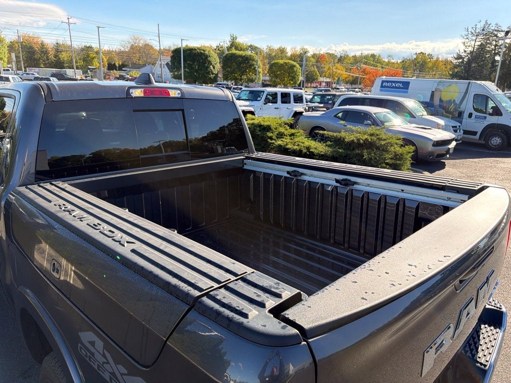 2027 RAM 1500 Big Horn/Lone Star 4D Crew Cab