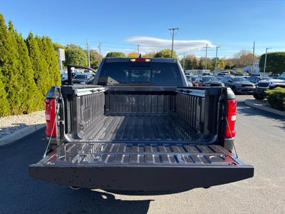 2027 RAM 1500 Big Horn/Lone Star 4D Crew Cab