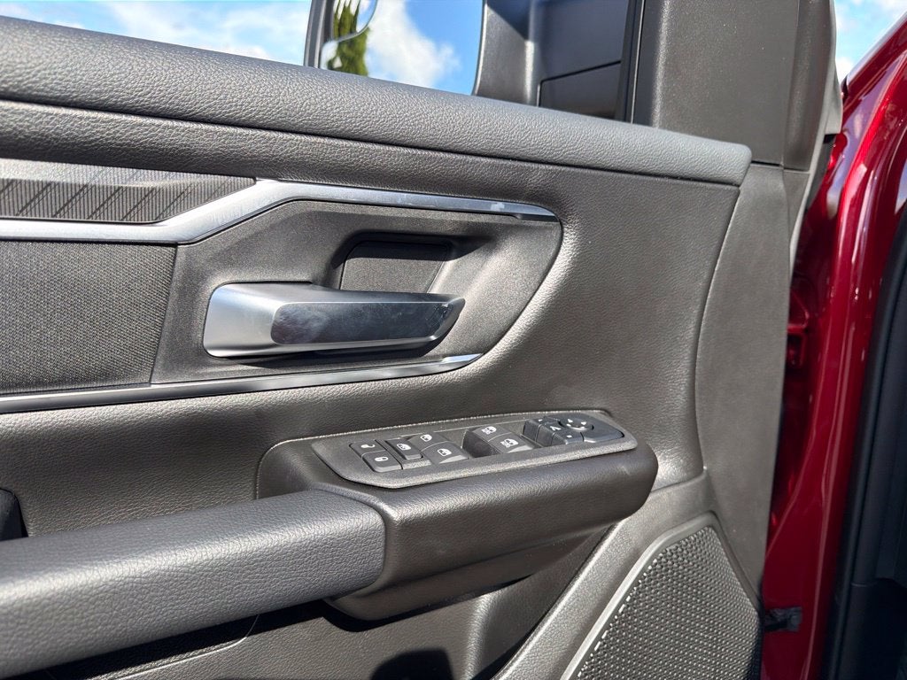 2027 RAM 1500 Big Horn/Lone Star 4D Crew Cab