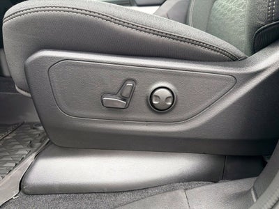 2027 RAM 1500 Big Horn/Lone Star 4D Crew Cab