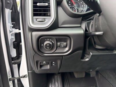 2027 RAM 1500 Big Horn/Lone Star 4D Crew Cab