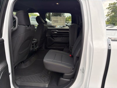 2027 RAM 1500 Big Horn/Lone Star 4D Crew Cab
