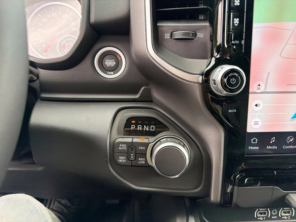 2027 RAM 1500 Big Horn/Lone Star 4D Crew Cab
