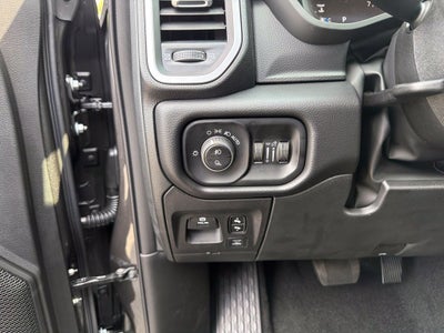2027 RAM 1500 Big Horn/Lone Star 4D Crew Cab