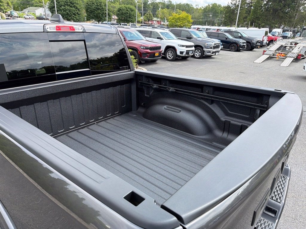 2027 RAM 1500 Big Horn/Lone Star 4D Crew Cab