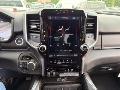 2027 RAM 1500 Big Horn/Lone Star 4D Crew Cab