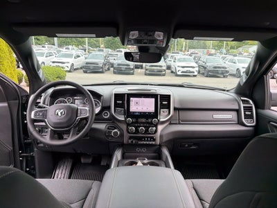 2027 RAM 1500 Big Horn/Lone Star 4D Crew Cab
