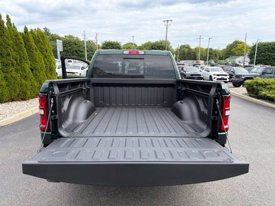 2027 RAM 1500 Big Horn/Lone Star 4D Crew Cab