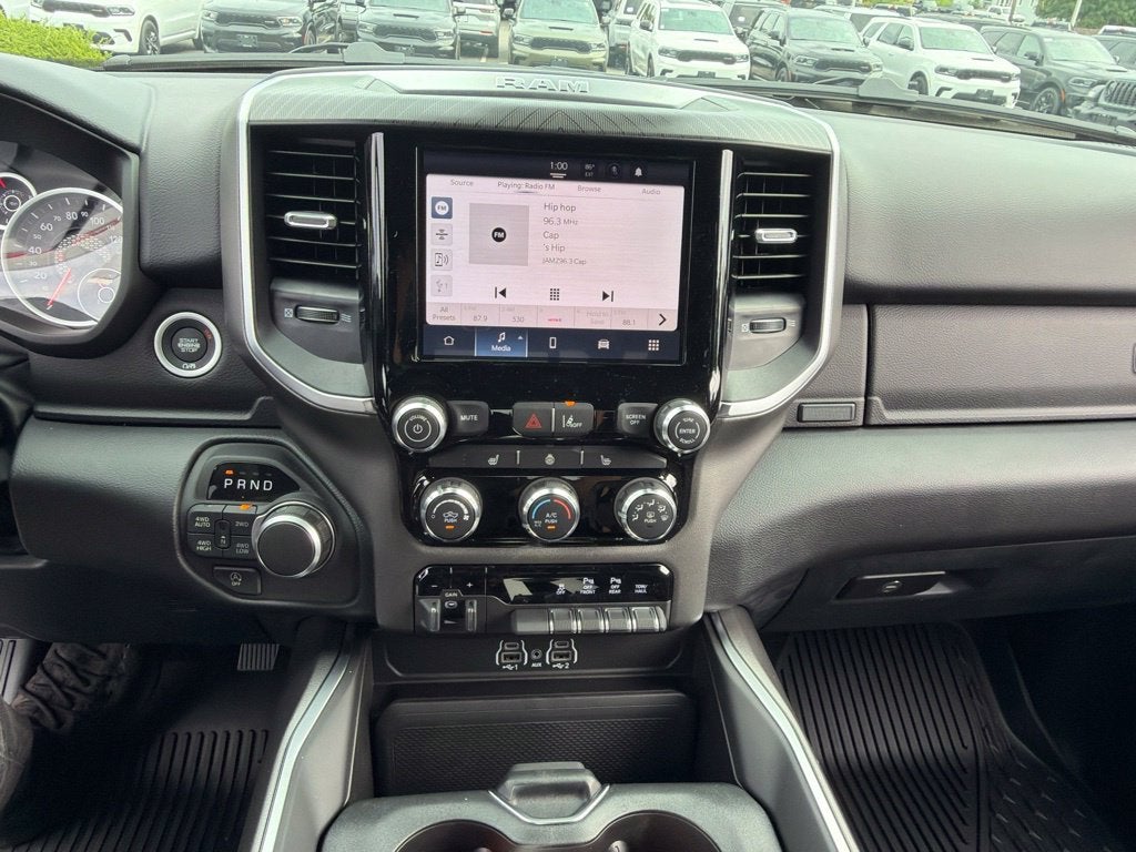 2027 RAM 1500 Big Horn/Lone Star 4D Crew Cab