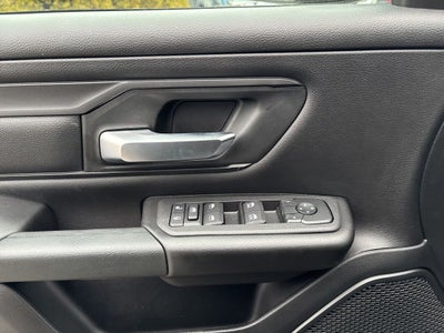 2026 RAM 1500 Express 4D Crew Cab