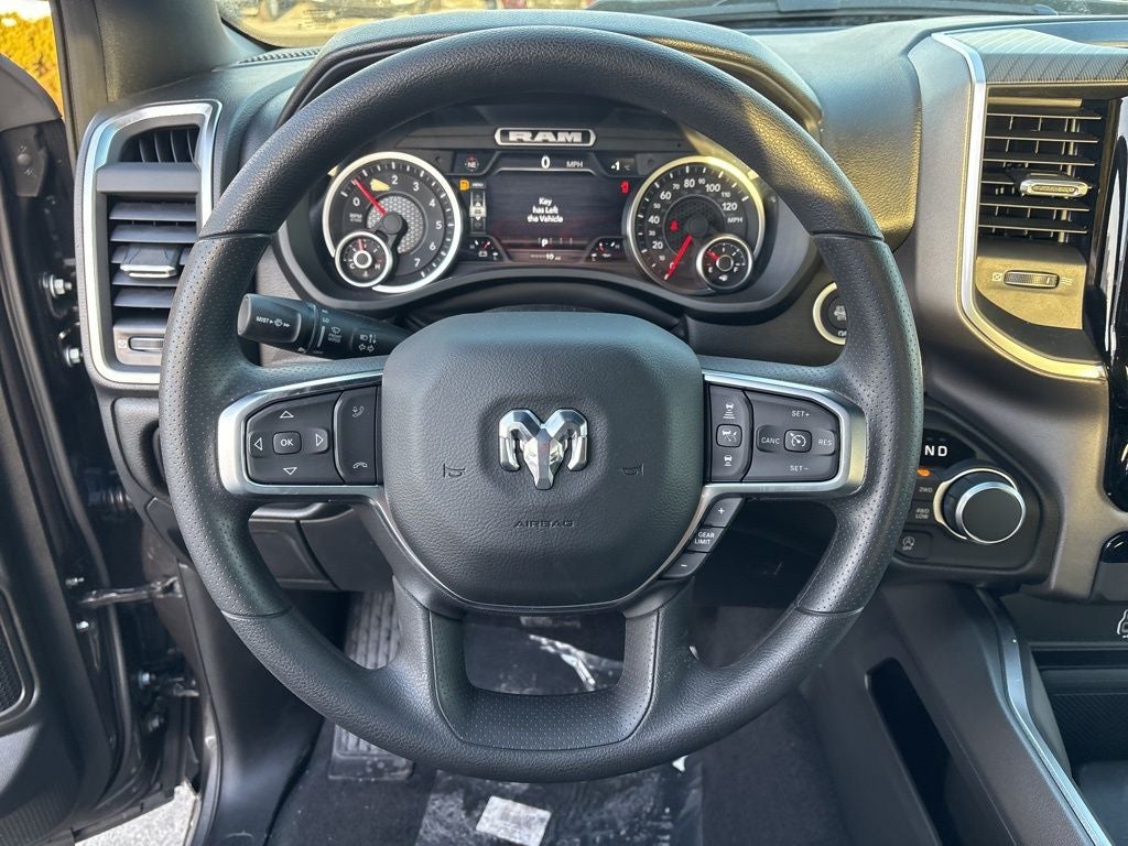 2026 RAM 1500 Express 4D Crew Cab