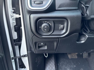 2026 RAM 1500 Express 4D Crew Cab