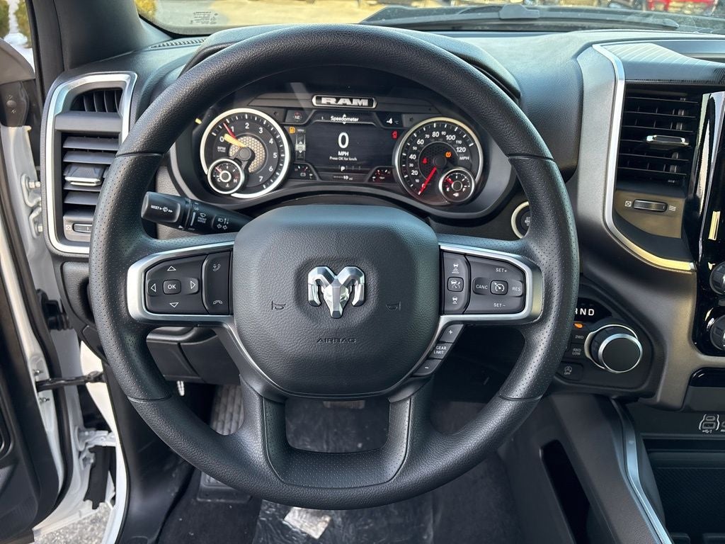 2026 RAM 1500 Express 4D Crew Cab