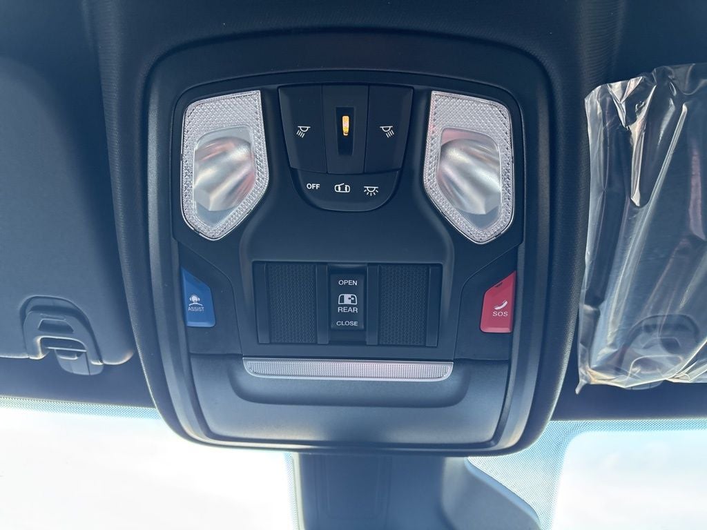 2026 RAM 1500 Express 4D Crew Cab