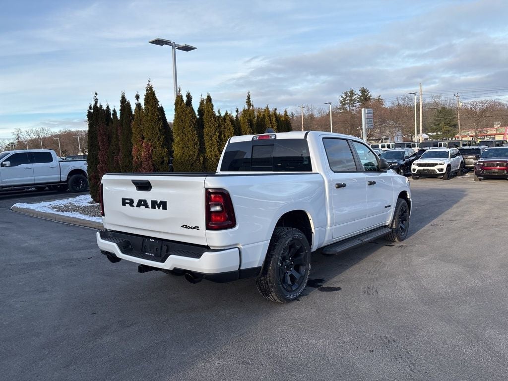 2026 RAM 1500 Express 4D Crew Cab