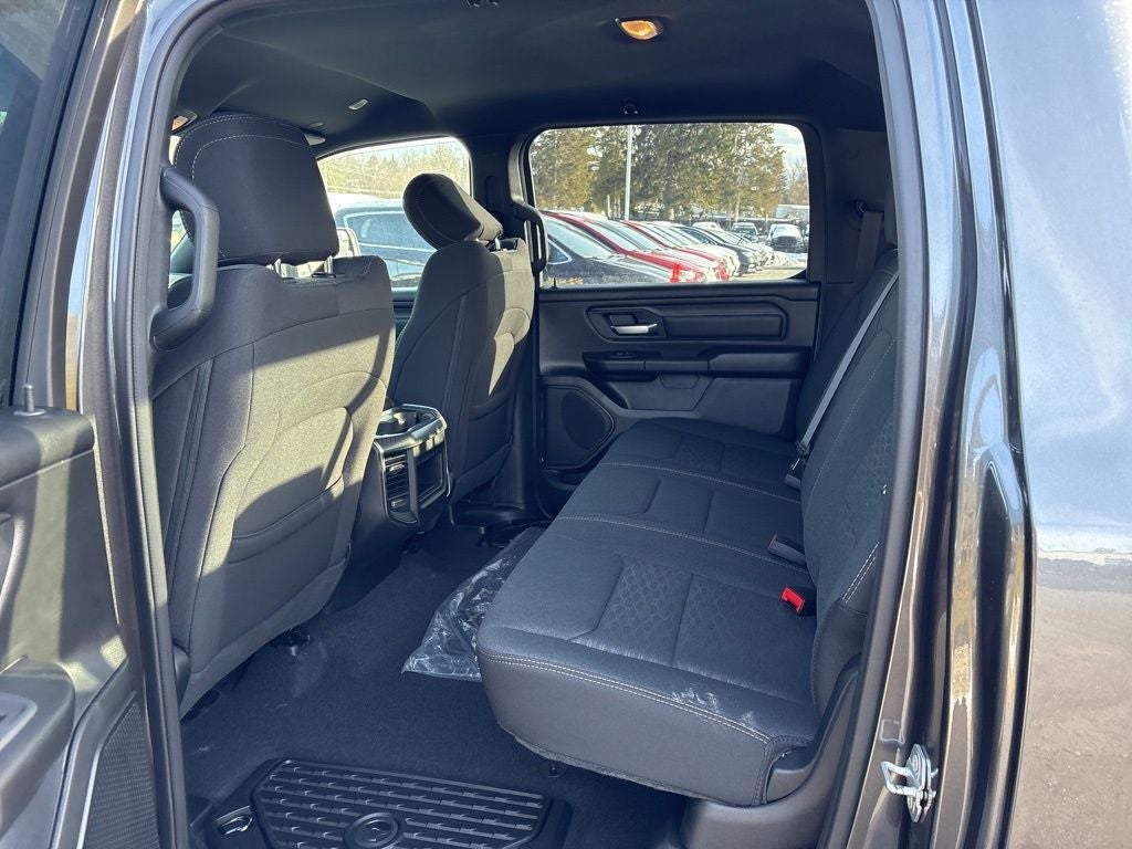 2026 RAM 1500 Express 4D Crew Cab