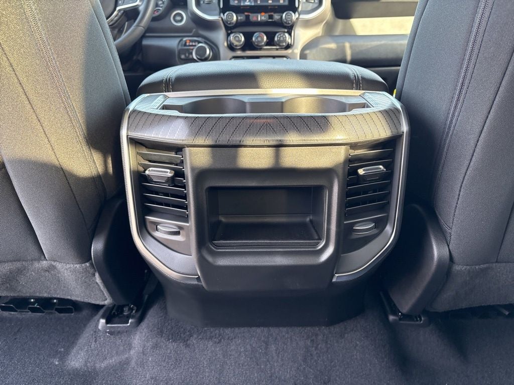 2026 RAM 1500 Express 4D Crew Cab