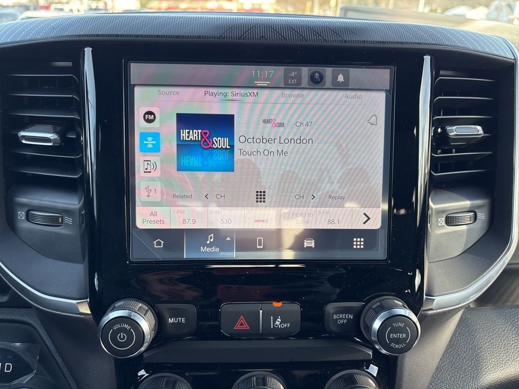 2026 RAM 1500 Express 4D Crew Cab