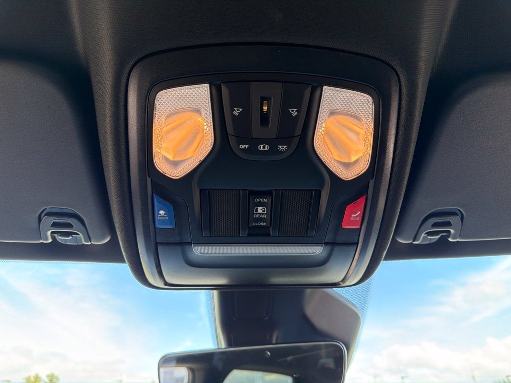 2027 RAM 1500 Warlock 4D Crew Cab
