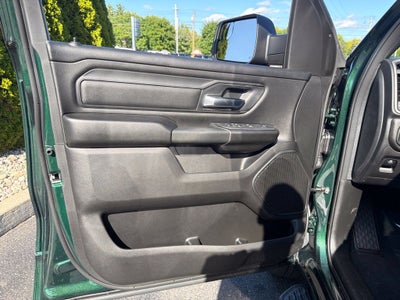 2027 RAM 1500 Express 4D Crew Cab