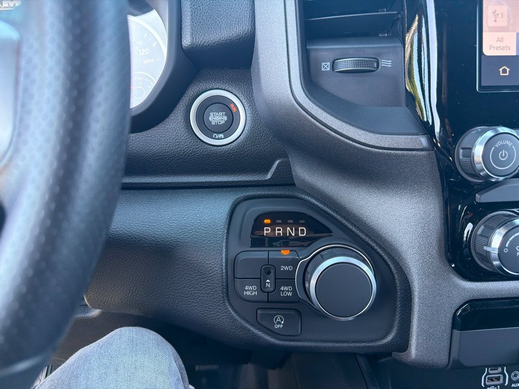 2027 RAM 1500 Express 4D Crew Cab