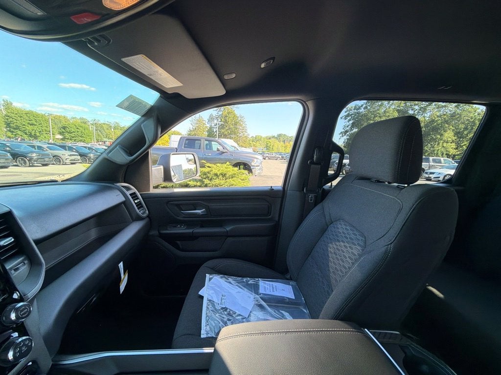 2027 RAM 1500 Express 4D Crew Cab
