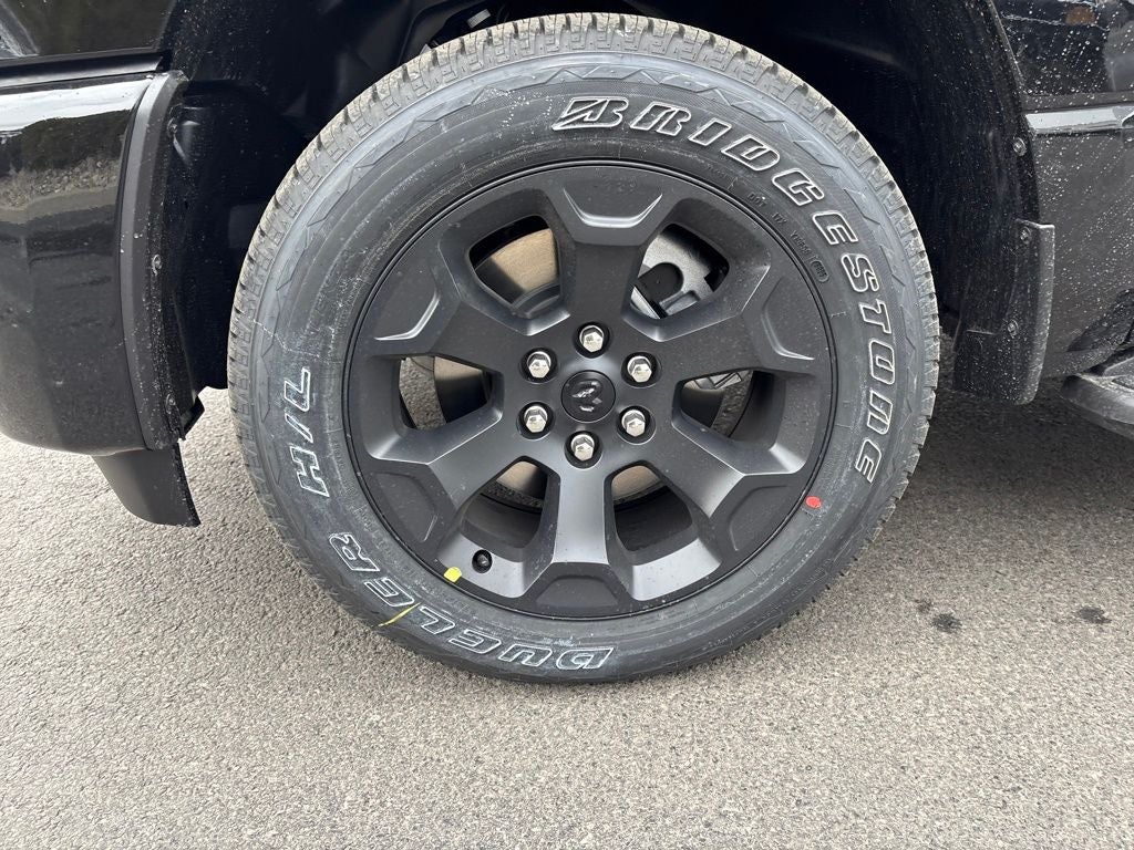 2026 RAM 1500 Express 4D Crew Cab