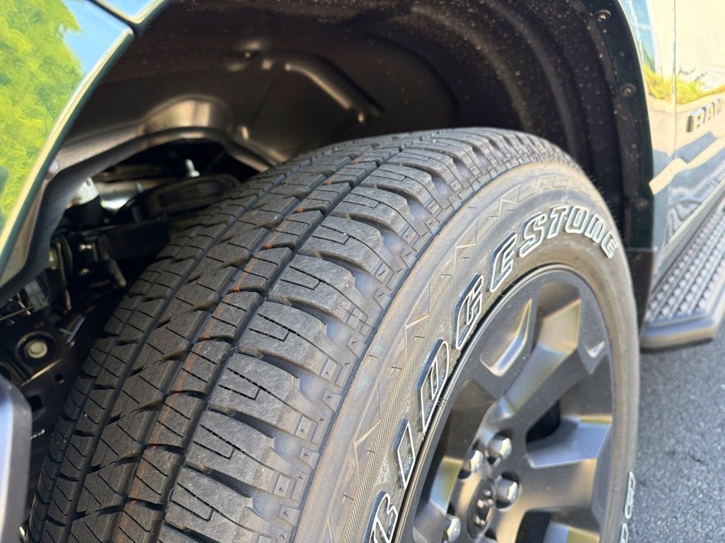 2027 RAM 1500 Express 4D Crew Cab