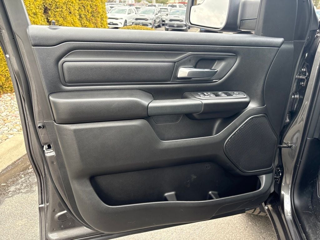 2026 RAM 1500 Express 4D Crew Cab