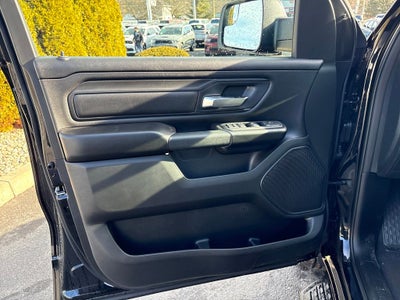 2026 RAM 1500 Express 4D Crew Cab