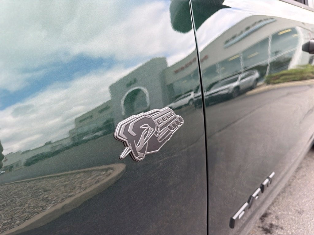 2027 RAM 1500 Warlock 4D Crew Cab