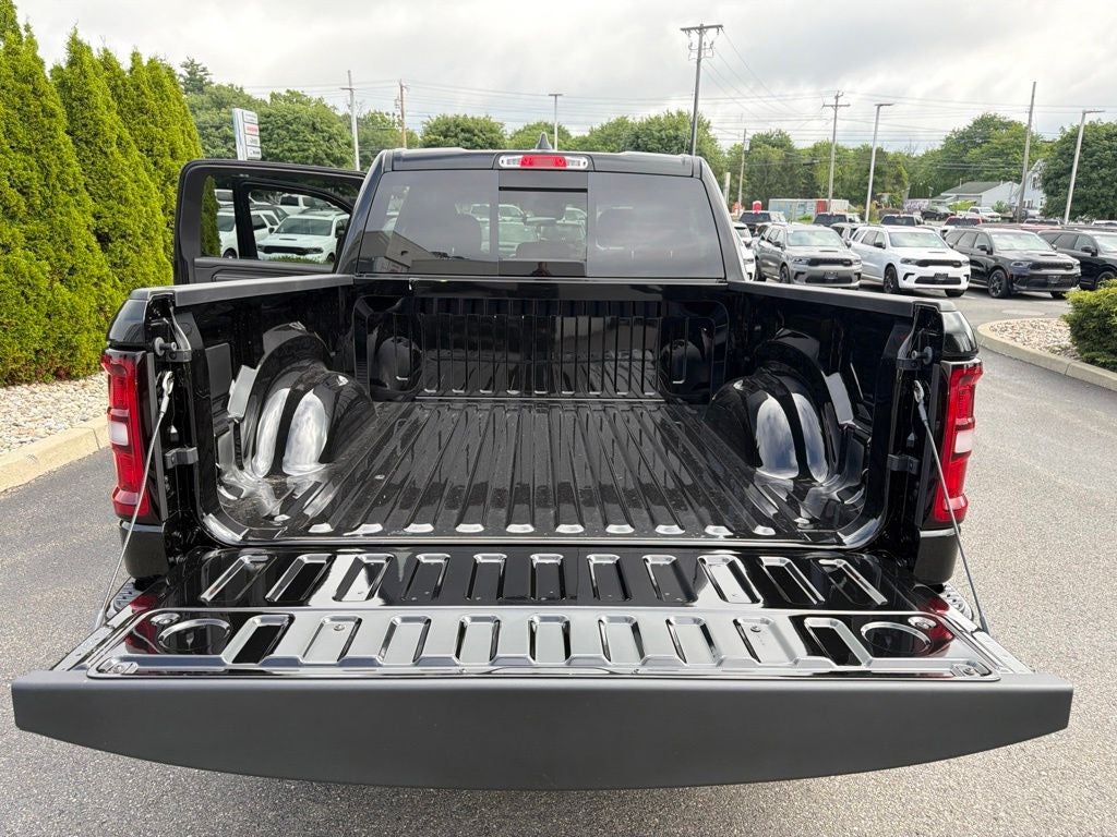 2026 RAM 1500 Express 4D Crew Cab