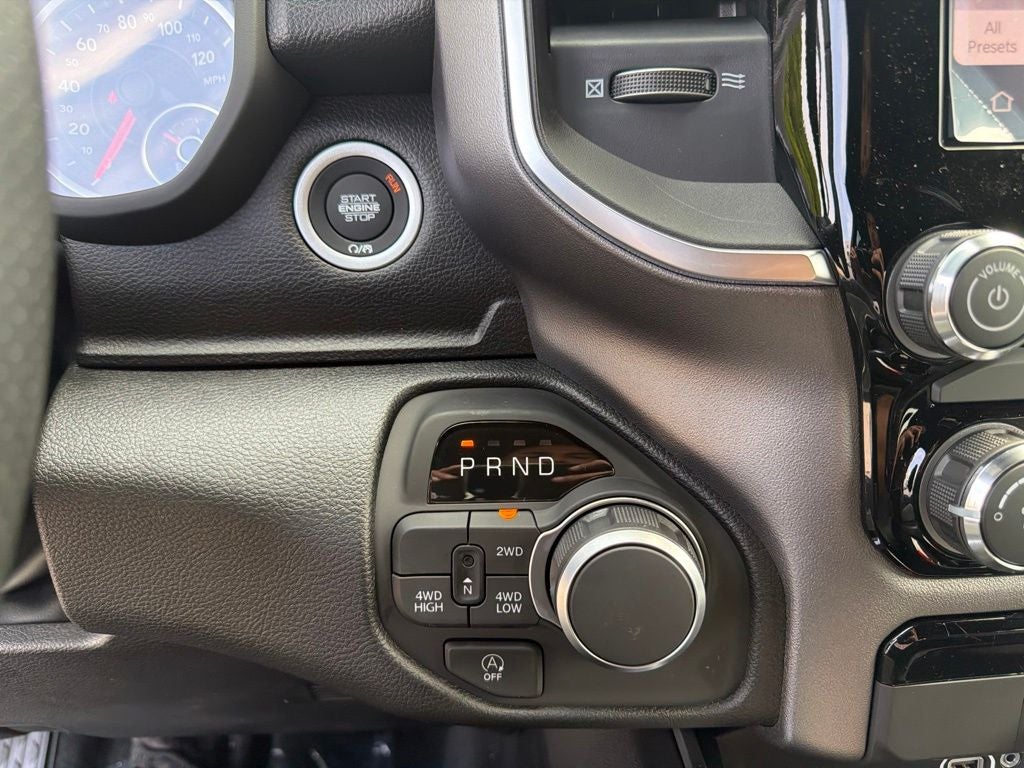 2026 RAM 1500 Express 4D Crew Cab