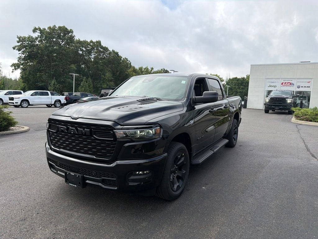 2026 RAM 1500 Express 4D Crew Cab