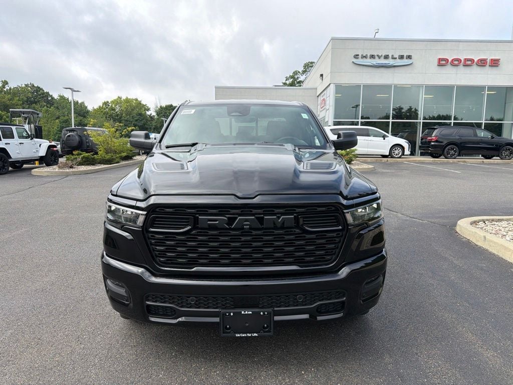 2026 RAM 1500 Express 4D Crew Cab