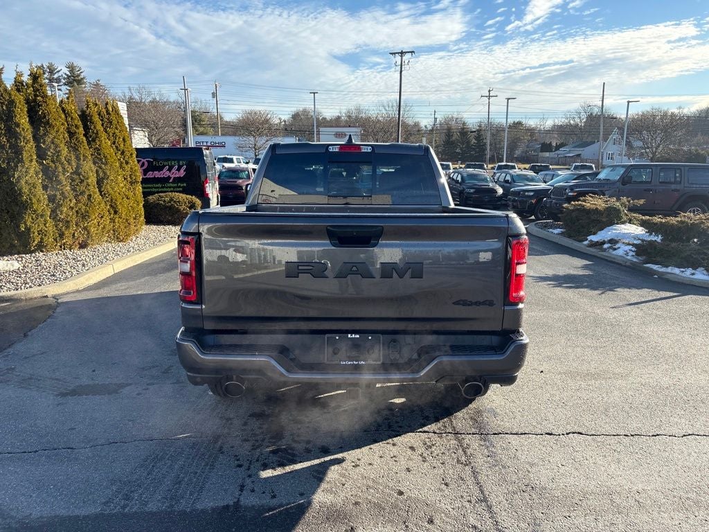 2026 RAM 1500 Express 4D Crew Cab