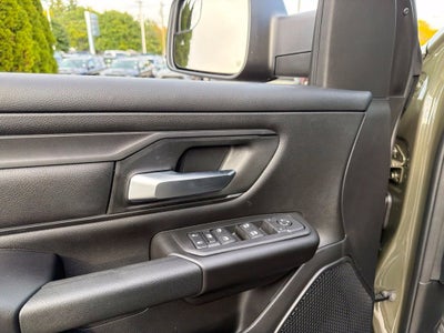 2027 RAM 1500 Express 4D Crew Cab