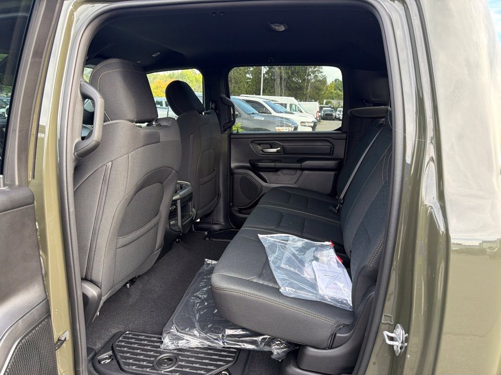 2027 RAM 1500 Express 4D Crew Cab