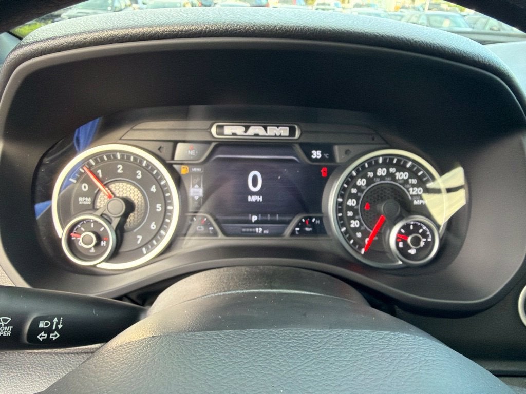 2027 RAM 1500 Express 4D Crew Cab