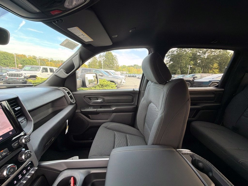 2027 RAM 1500 Express 4D Crew Cab