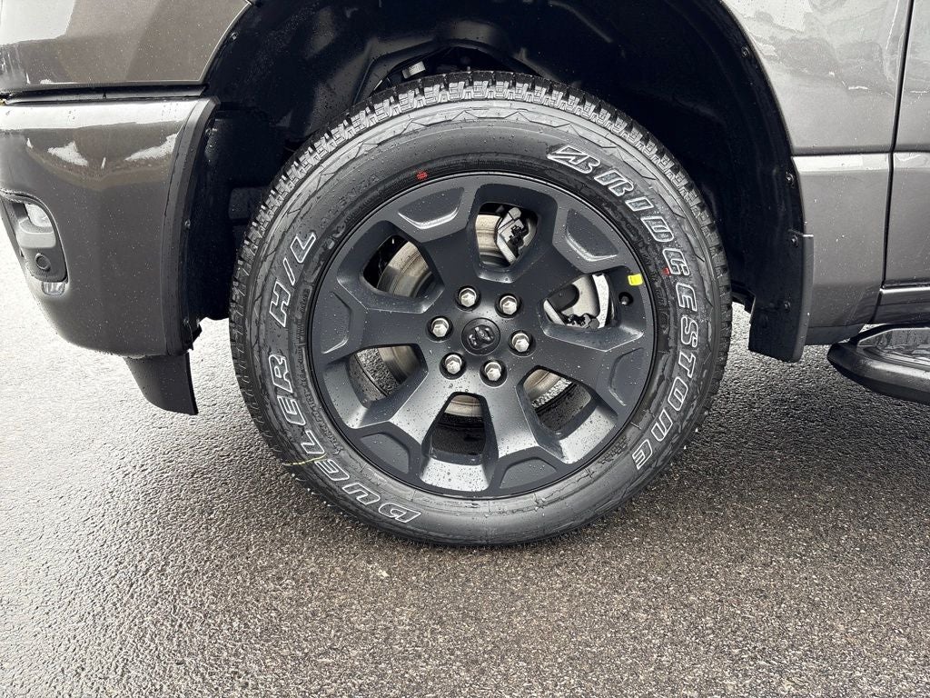 2026 RAM 1500 Express 4D Crew Cab